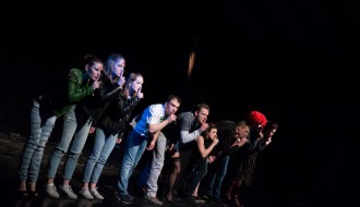 Kiš teatar: Predstava tRIP