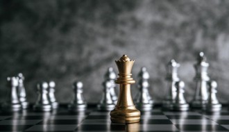 Mesečni cuger Šah Art