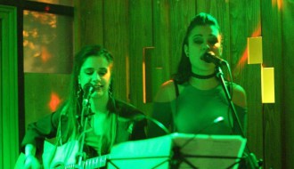 Akustična svirka: Višnja & Dunja