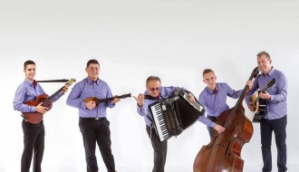 Тamburaški ansambl: Letnje noći