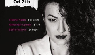 Akustična svirka: Larisa