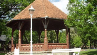 Otvorena scena u Muzičkom paviljonu