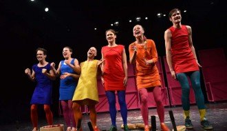 Predstava: Oblak u pantalonama