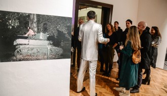 Vođenje kroz izložbu | ARTikulacije III: Afera