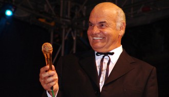 Gala veče sa Zvonkom Bogdanom