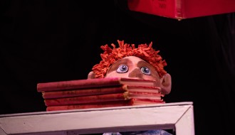 Dečija predstava: Preko trnja do zvezda