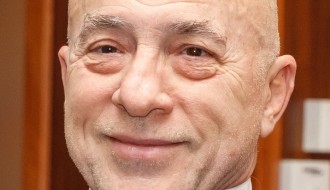 Behind the scenes: Umetnost iza kulisa - Mile Tasić