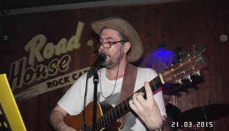 Akustična svirka: Akos Papp