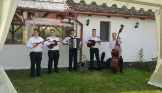 Zimska čarolija sa ukusom kuvanog vina, čvaraka i još po nečega