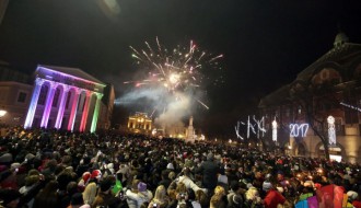 Dnevni doček na Gradskom trgu - koncert Alena Ademovića