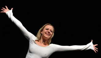 Béres Márta - One girl show