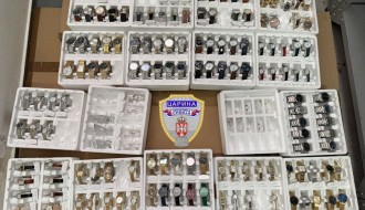Na Horgošu zaplenjeni ručni satovi i nakit u vrednosti preko 10.000 evra