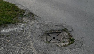 Propala šahta na uglu Dubrovačke i Trogirske ulice