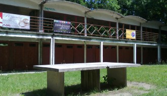 Zapušteni sadržaji na Muškom štrandu