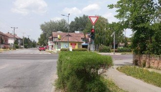 Zaklonjen semafor na raskrsnici ulica Đorđa Natoševića i Segedinskog puta