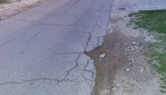 Oštećenje kolovoza u ulici Laze Mamužića