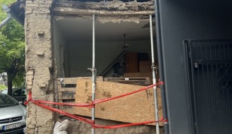 Polusrušena zgrada u Prešernovoj ulici
