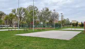 Odbojkaško igralište na Prozivci - nedostaje stub za mrežu