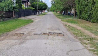 Velike rupe na putu u Vrnjačkoj ulici