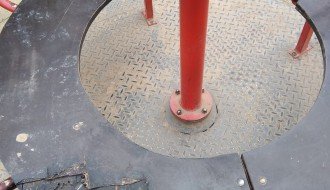 Zapušteno igralište u Malom Bajmoku