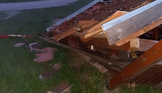 Srušena kućica za odmor uz Palićko jezero