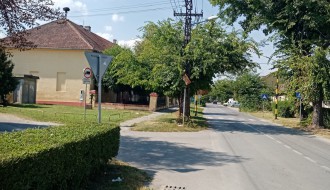 Vratiti semafor kod OŠ "Đuro Salaj" na Bajskom putu