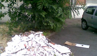 Ostavljen šut na parkingu!