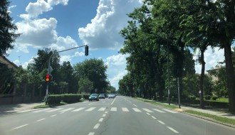 Neusklađeni semafori