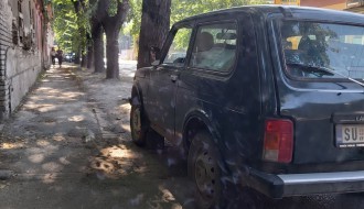 Nepregledna raskrsnica (ulica Nikole Kujundžića i Preradovićeva)