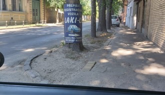 Nepregledna raskrsnica (ulica Nikole Kujundžića i Preradovićeva)