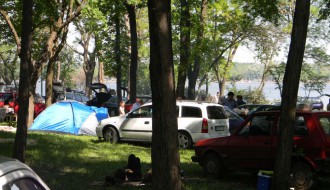 Kampovanje na zelenoj površini (1. maj - Palić)