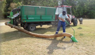 Peščana plaža na Paliću prekrivena pikavcima, čepovima od pića, razbijenim staklom