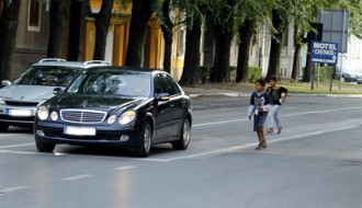 Oprez za vozače i rizik za bezbednost dece kod vatrogasaca