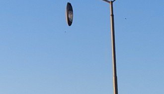 Visi svetiljka na stubu javne rasvete u Aleksandrovu