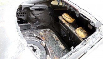 Zapaljeni automobili - Teslino (problematično) naselje