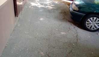 Horizontalne oznake na parking mestima (dovode u zabludu)