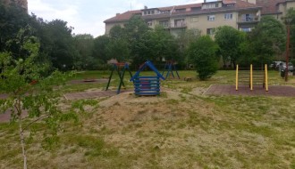 Košenje travnjaka u Tokiju