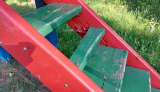 Zapušteno igralište u Daruvarskoj ulici na Paliću