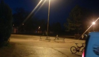 Palić, mrak u školskom dvorištu
