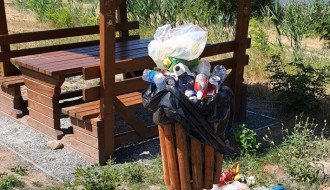 Četvrta nedelja da smeće niko ne odnese