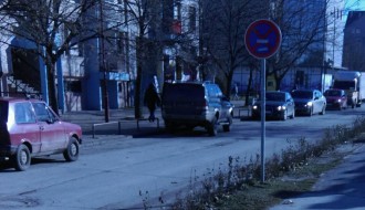 Parkiranje po sistemu kako ti volja (ulica Jo Lajoša)