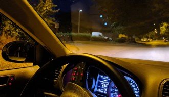 Drveće zaklanja vidljivost na raskrsnici (MZ "Ker")