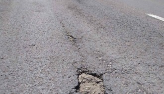 Oštećenje puta u ulici Franje Kluza