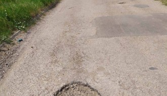 Udarne rupe u Batinskoj ulici