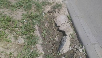 Prilog slike - drži vodu dok majstori odu