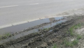 Prilog slike - drži vodu dok majstori odu