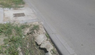 Prilog slike - drži vodu dok majstori odu