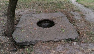 Otvoren šaht već godinama u blizini vrtića "Mandarina"