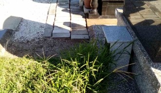 Zapušteno crkveno groblje u Dudovoj šumi