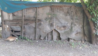 Raspadnute garaže na Radijalcu, leglo zaraze